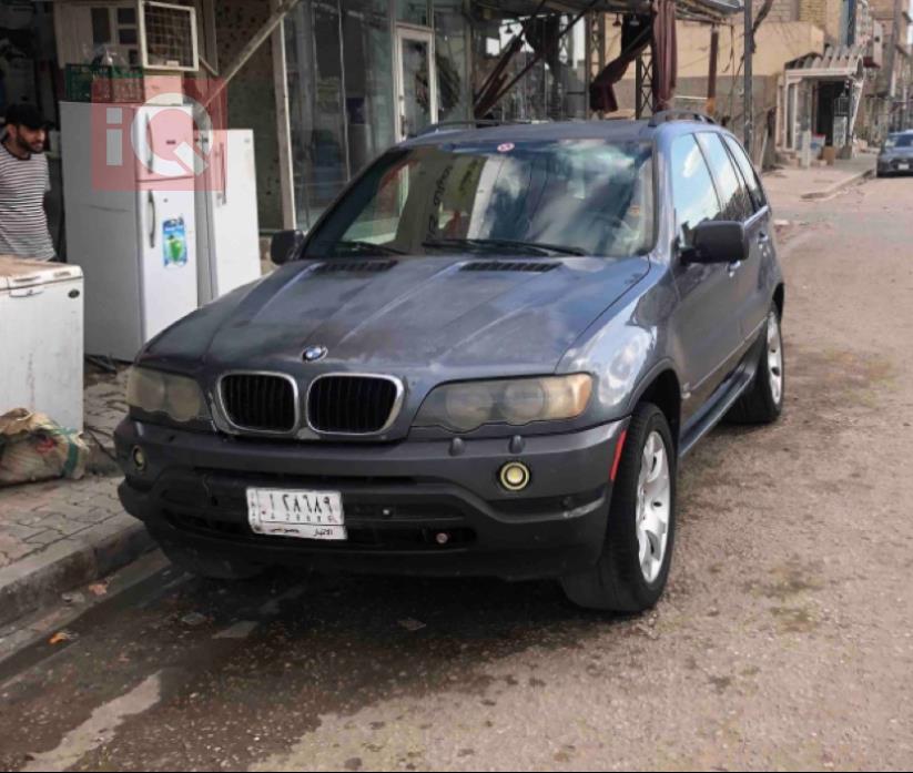 بی ئێم دەبڵیو X5